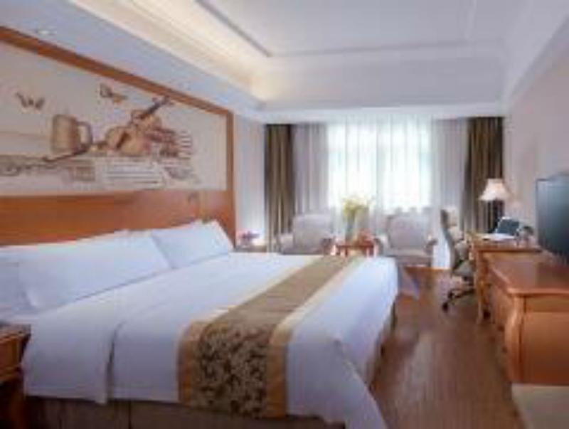 Vienna Hotel Guangzhou Exteriör bild